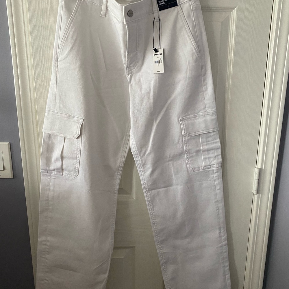 Express Low Rise White Relaxed Jeans